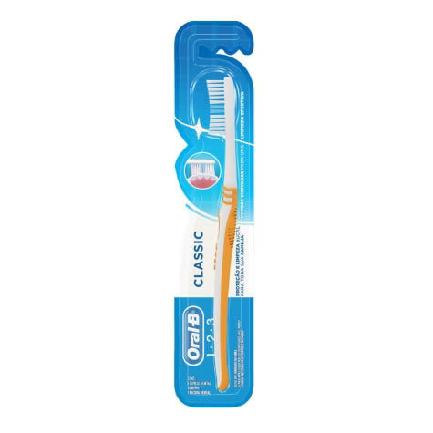 Escova Dental Oral-B Classic Nº 40, Macia, Sortida Com 1 Unidade